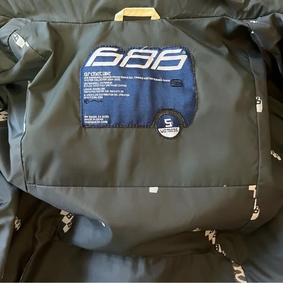 686 Archetype Ski/ Snowboard Puffy Jacket Size Small - Picture 4 of 16